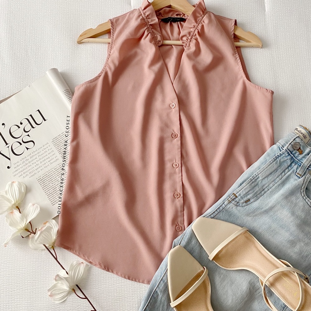 Banana Republic Pink Ruffle Neck Pink Sleeveless Button Down Top